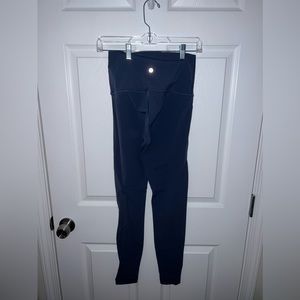 LULULEMON SIZE 6 wonder under leggings